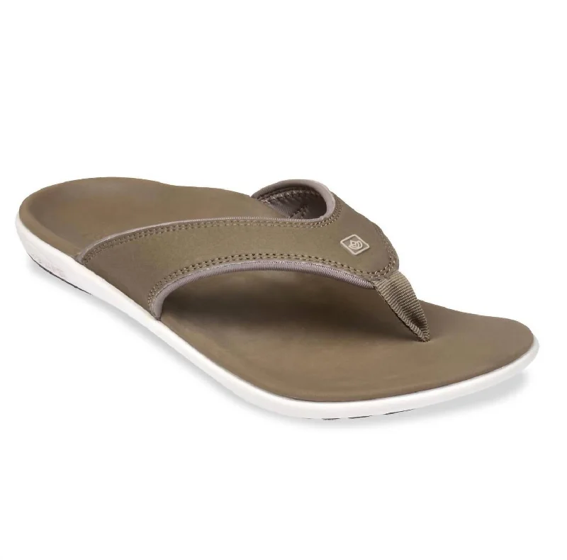 Men's Yumi Sandal In Walnut