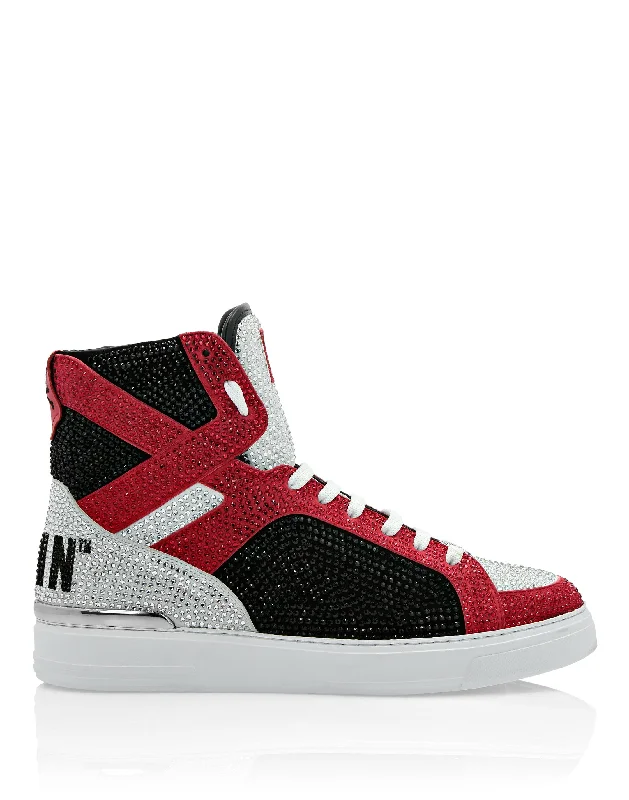 MONEY BEAST Hi-Top Retro - Inspired Athletic Shoe Design  